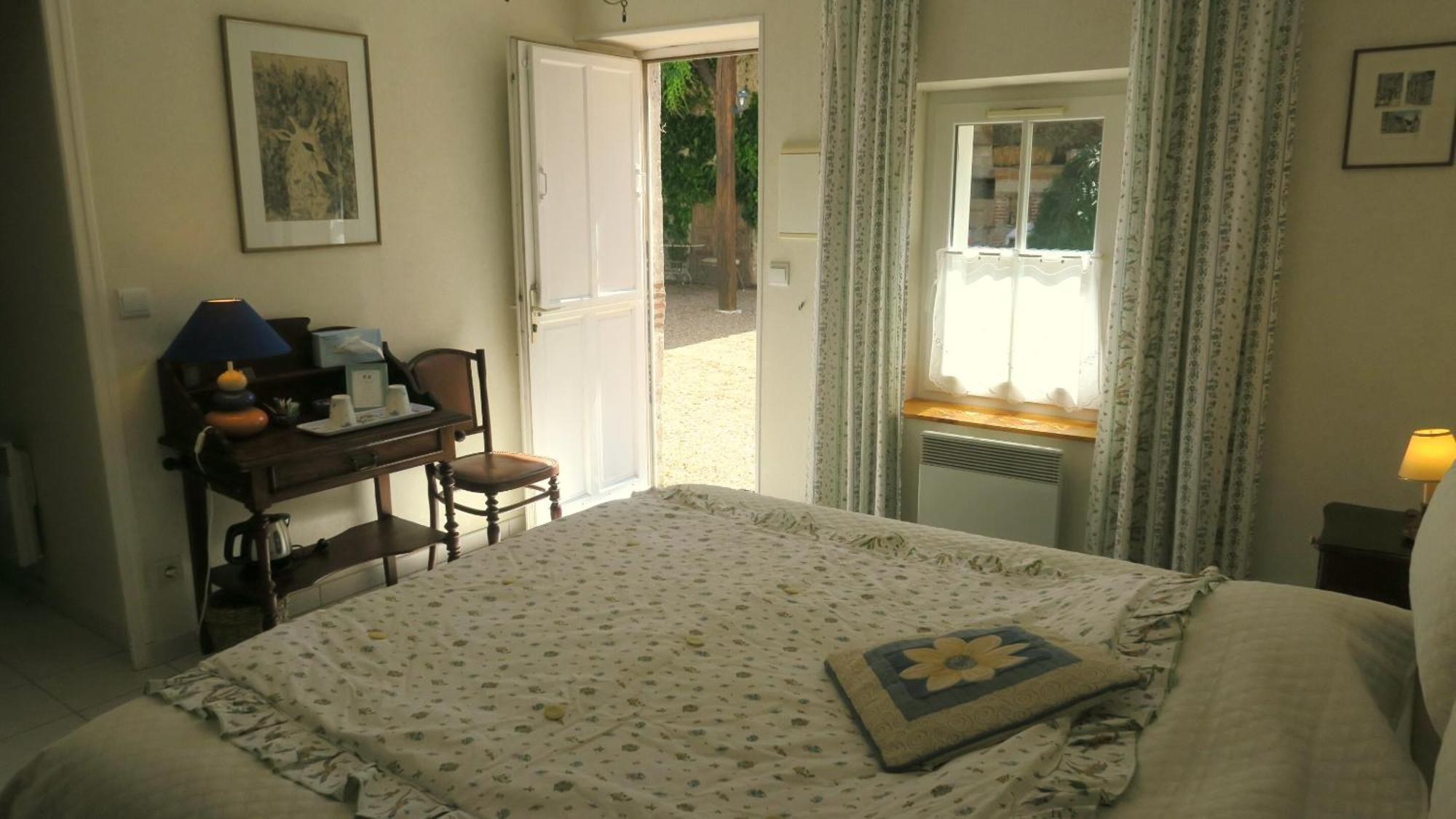 Les Salamandres, Chambres D'Hotes Pres De Chambord モンリヴォー 部屋 写真