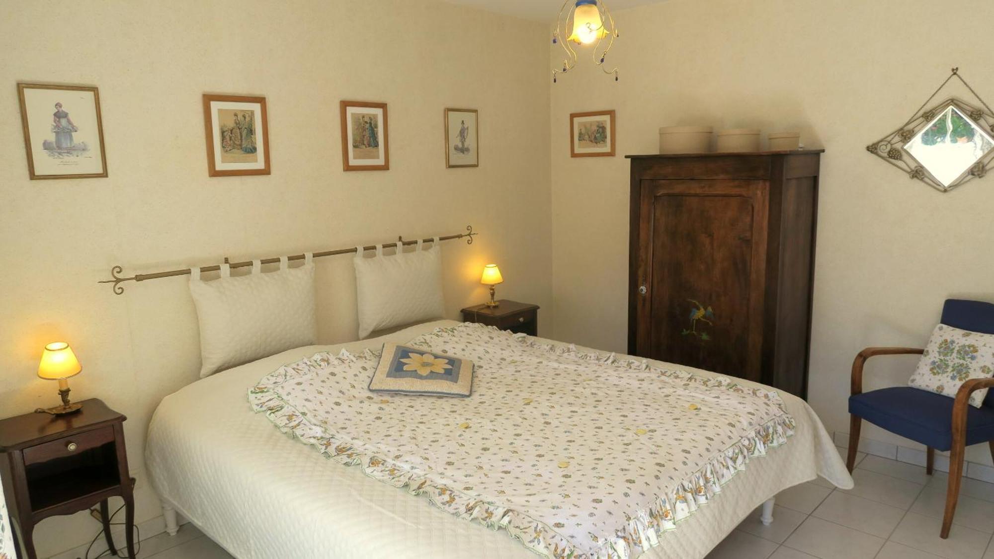 Les Salamandres, Chambres D'Hotes Pres De Chambord モンリヴォー 部屋 写真